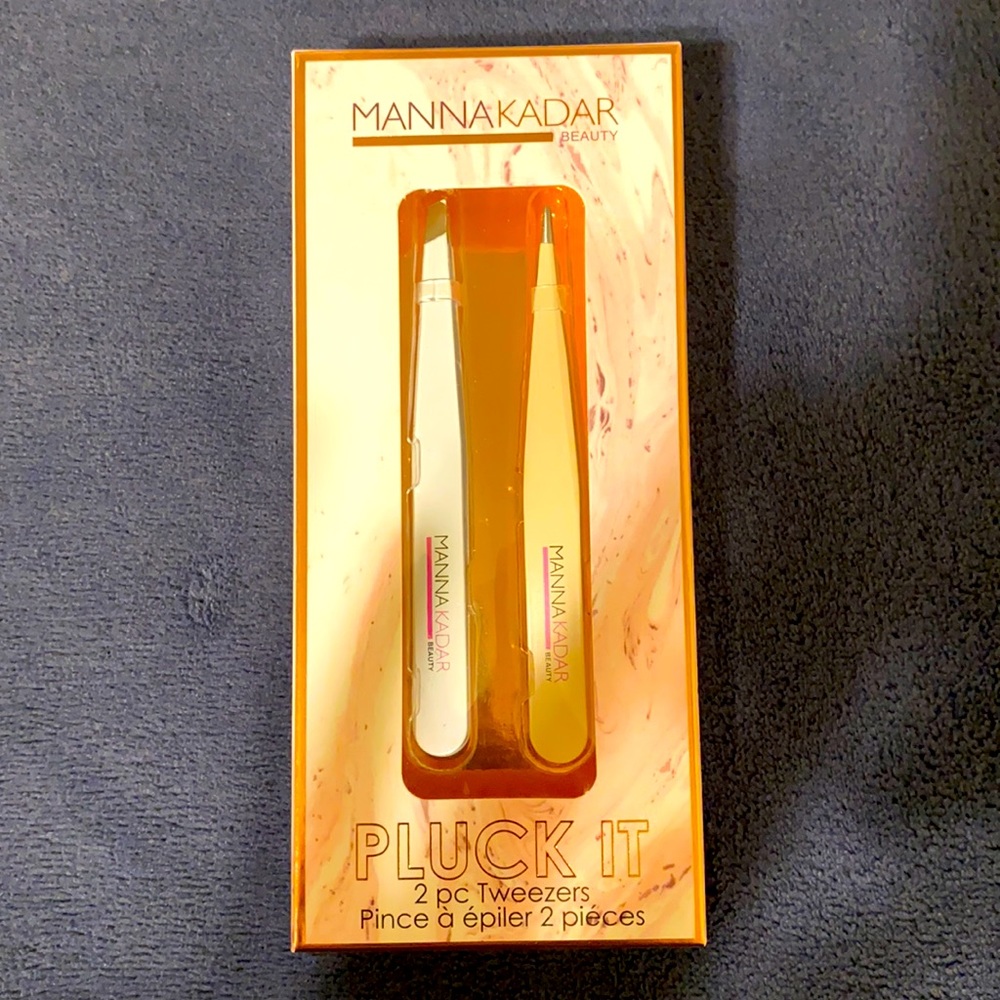 Mannakadar Beauty (Pluck It) 2 piece tweezers